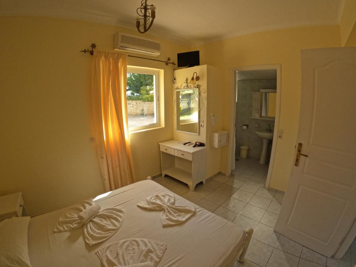 Palladion Hotel Jeorjúpoli Kültér fotó