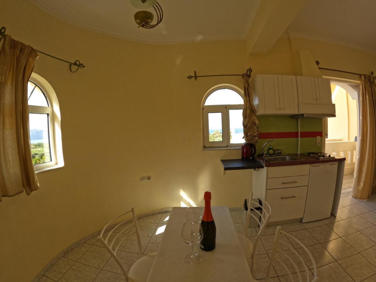 Palladion Hotel Jeorjúpoli Kültér fotó