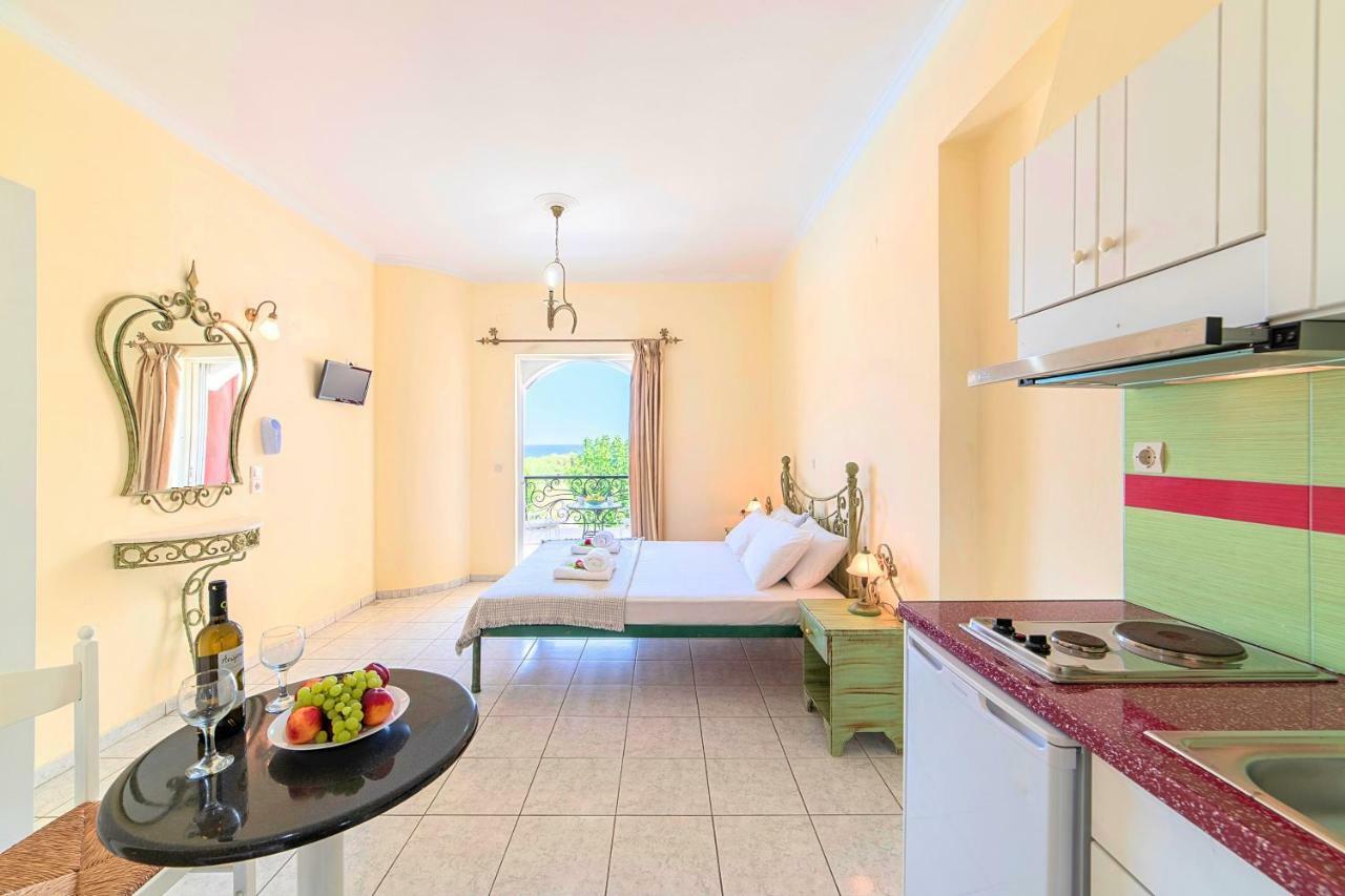 Palladion Hotel Jeorjúpoli Kültér fotó