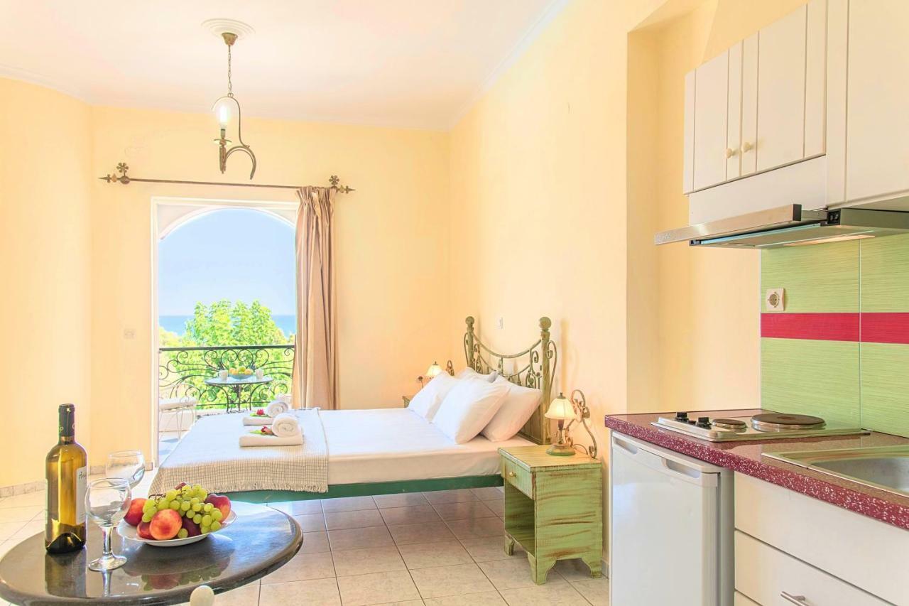 Palladion Hotel Jeorjúpoli Kültér fotó